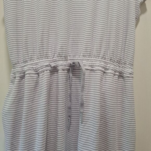 Member’s Mark Striped Sleeveless Dress w/ Pockets Size M - Picture 3 of 7